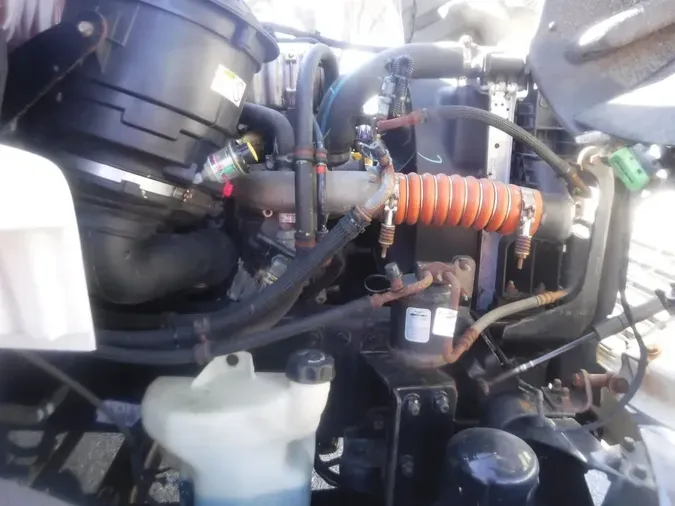 2019 FREIGHTLINER/MERCEDES M2 106