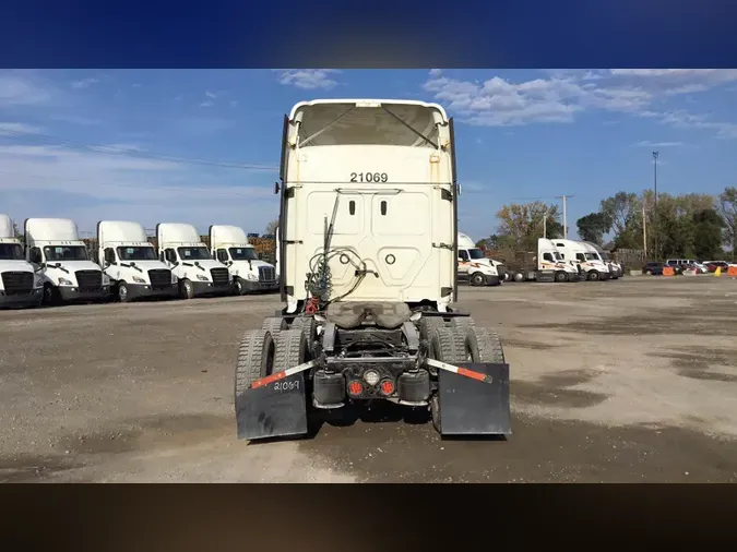 2022 Freightliner Cascadia 126f8fe23b817820dad3358751139885c22