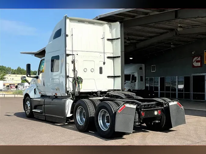 2022 INT LT625 6x4