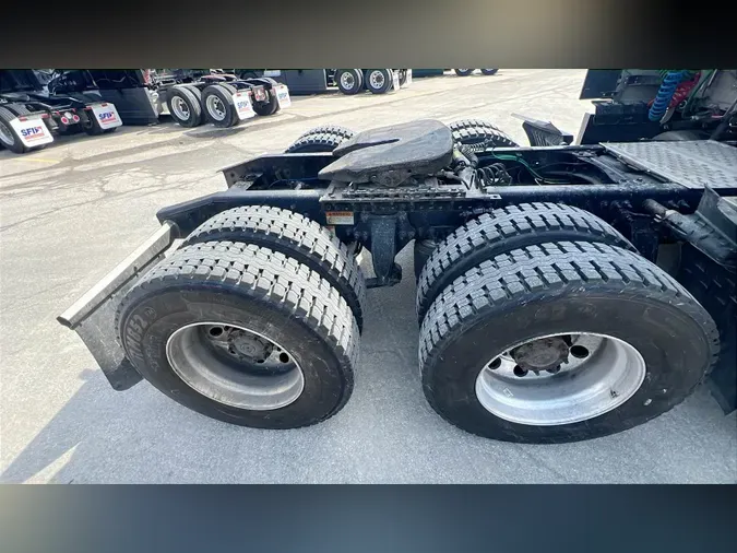 2022 Freightliner Cascadia 126