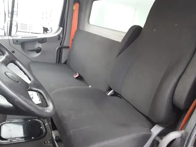 2020 FREIGHTLINER/MERCEDES M2 106f90d1a114b4f658c837a0010df128f0a