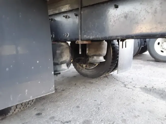 2019 FREIGHTLINER/MERCEDES M2 106