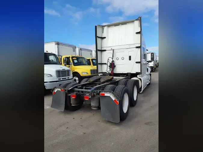 2020 NAVISTAR INTERNATIONAL LT625 SLPR CAB
