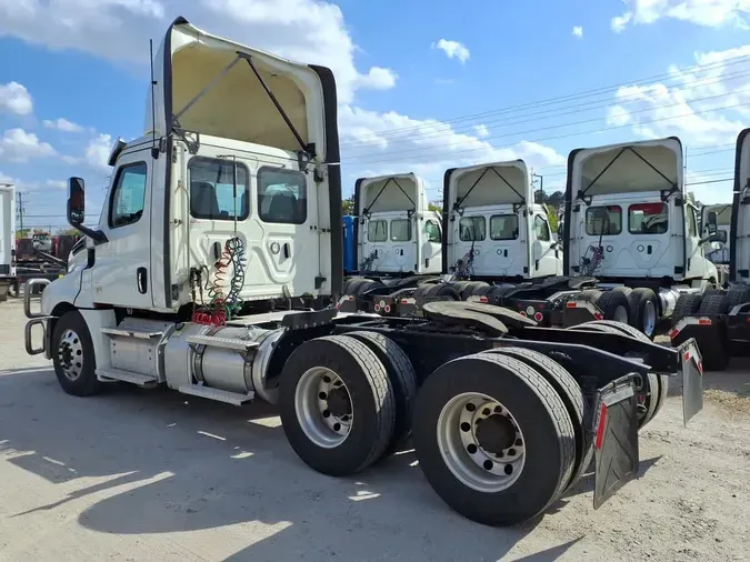 2020 FREIGHTLINER/MERCEDES NEW CASCADIA PX12664