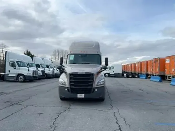 2023 Freightliner Cascadia