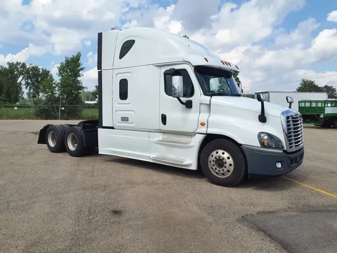 2019 FREIGHTLINER CASCADIA 125