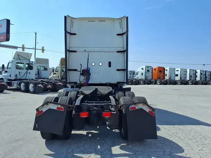 2020 NAVISTAR INTERNATIONAL LT625 SLPR CAB