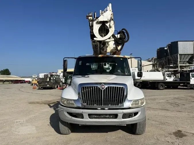 2013 ALTEC DM47BTR