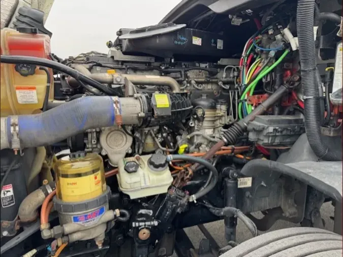 2019 FREIGHTLINER/MERCEDES CASCADIA 125