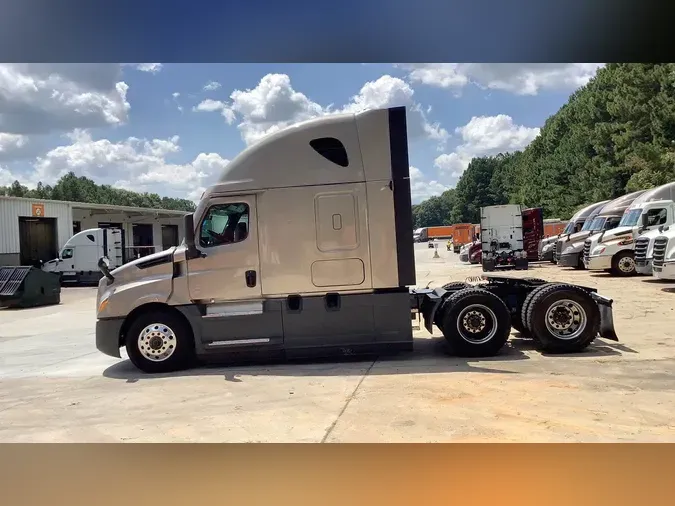 2023 Freightliner Cascadia