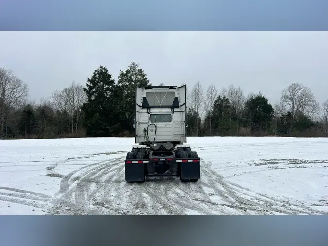 2018 Volvo VNL300