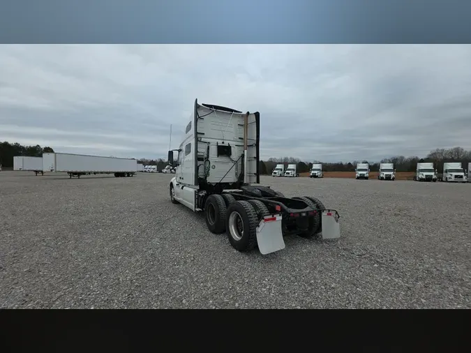 2020 Volvo VNL 760
