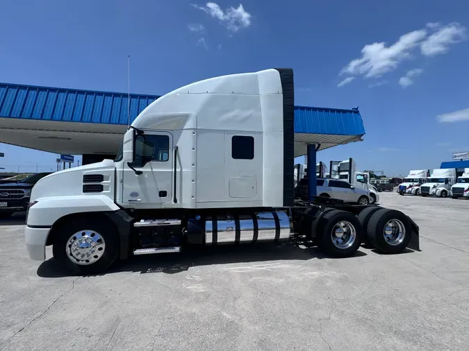 2019 MACK AN64T70