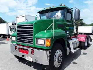 2018 MACK TRUCKS, INC. CHU613