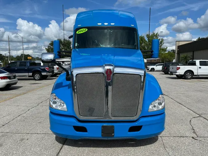 2022 Kenworth T680