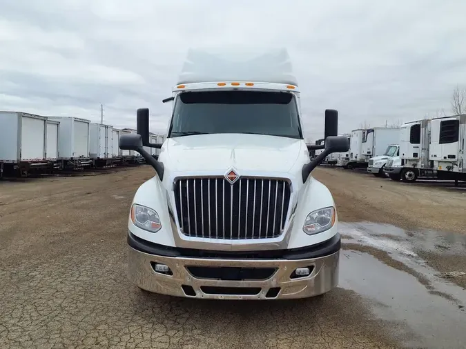 2020 NAVISTAR INTERNATIONAL LT625 SLPR CAB