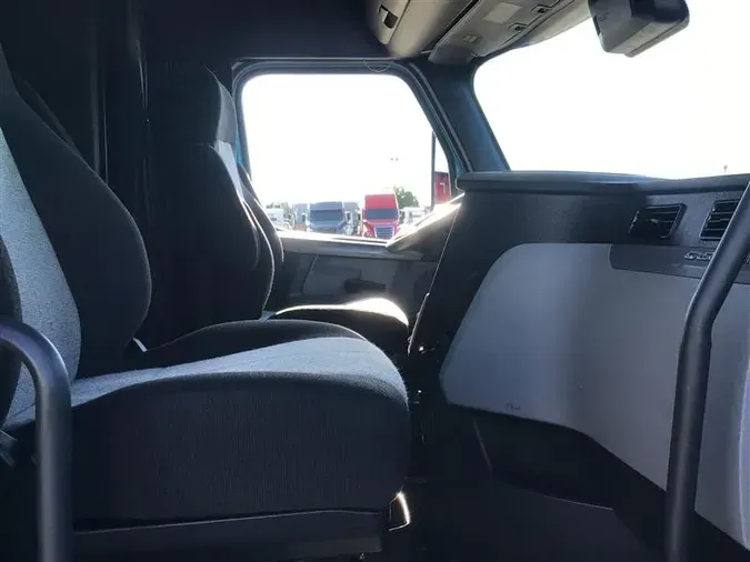 2022 FREIGHTLINER CASCADIA
