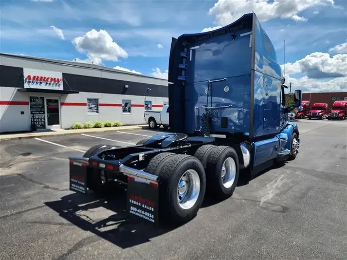 2022 PETERBILT 579