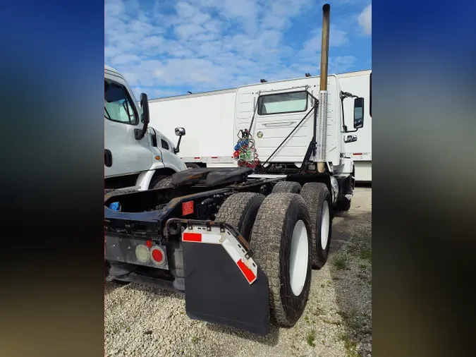 2016 VOLVO VNL64TRACTOR