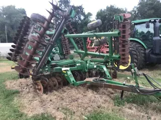 2008 John Deere 637