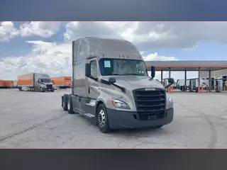 2020 Freightliner Cascadia