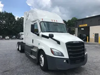 2021 FREIGHTLINER T12664ST