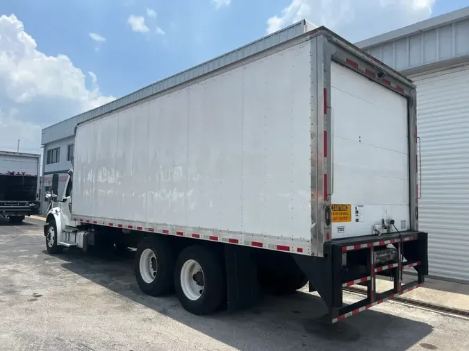 2019 FREIGHTLINER M2 106