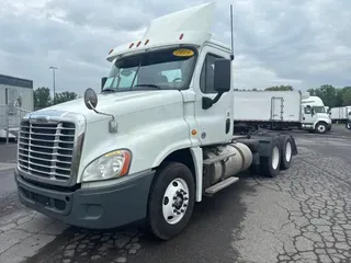 2019 FREIGHTLINER/MERCEDES CASCADIA 125