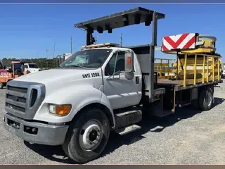2015 FORD F650