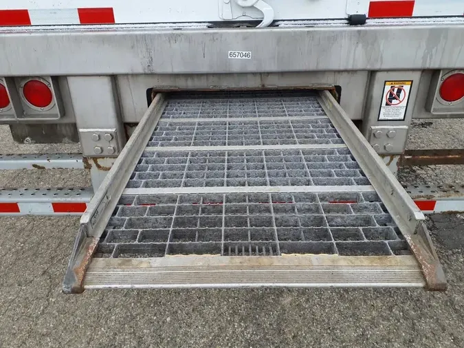 2017 GREAT DANE 7211TZ-1 48/156/102f94e9d412217523f93daa12fe3d04945