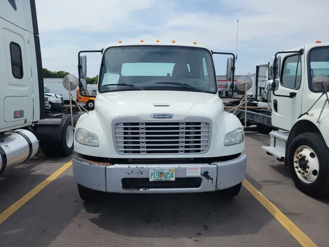 2018 FREIGHTLINER/MERCEDES M2 106