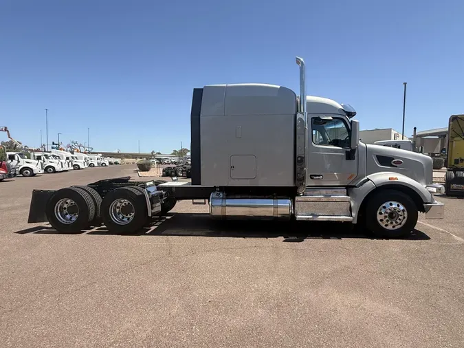 2022 Peterbilt 567
