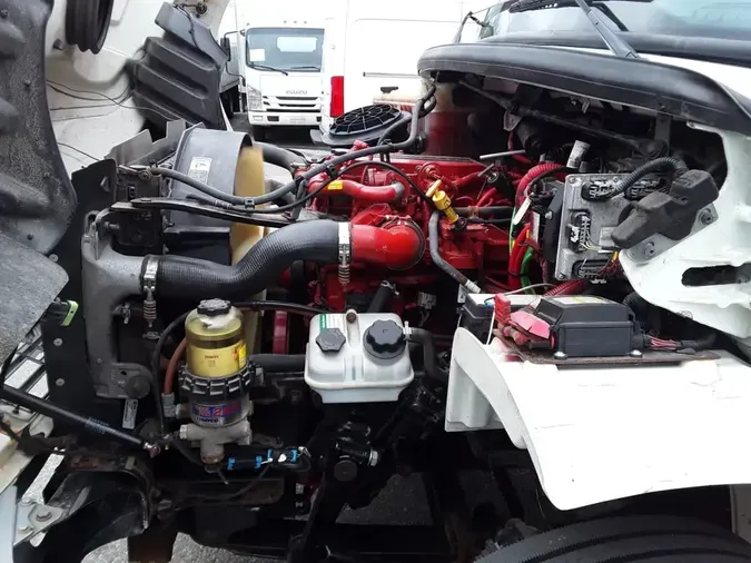 2019 FREIGHTLINER M2 106