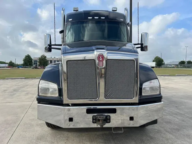 2021 Kenworth T880