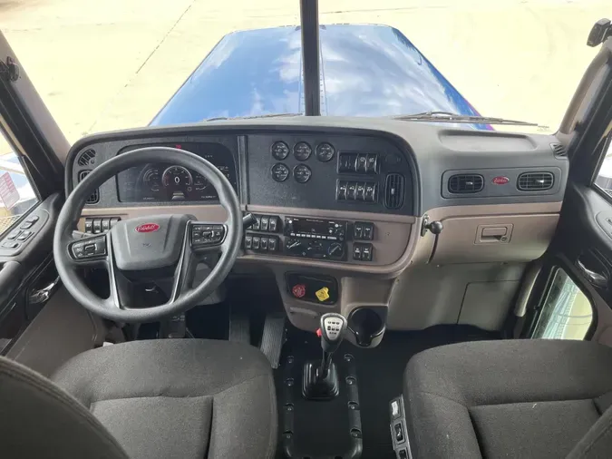 2024 Peterbilt 389