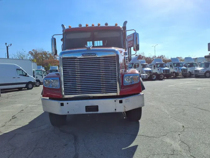 2011 FREIGHTLINER/MERCEDES CORONADO 122