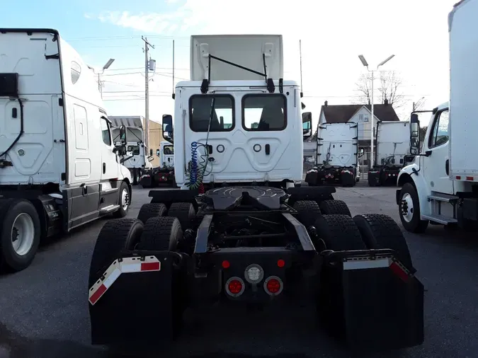 2018 FREIGHTLINER/MERCEDES NEW CASCADIA PX12664