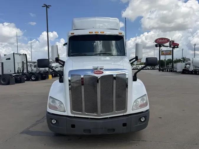 2020 Peterbilt 579f9566b47fba145ccb771cc2318b0718d