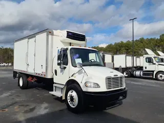 2018 FREIGHTLINER/MERCEDES M2 106