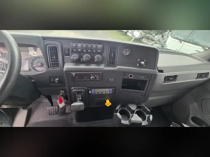 2019 NAVISTAR INTERNATIONAL MV607 (4X2)