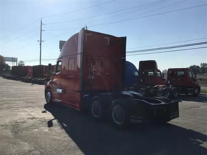 2022 FREIGHTLINER CASCADIA