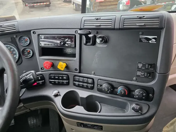 2020 FREIGHTLINER CASCADIA 125