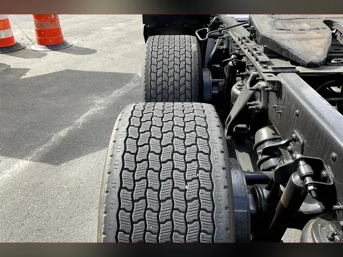 2020 INT LT625 6x4f9673248c438a7b6552bf642477a18f4