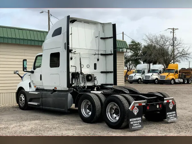 2021 INT LT625 6x4