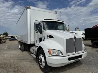 2016 KENWORTH T370