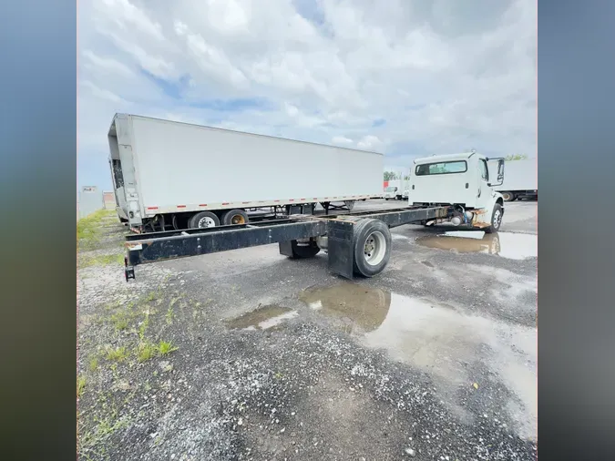 2020 FREIGHTLINER/MERCEDES M2 106