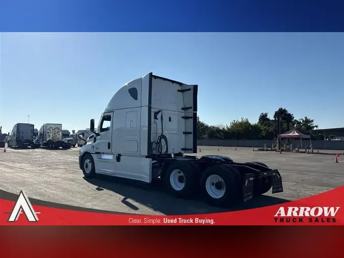 2022 FREIGHTLINER CA126