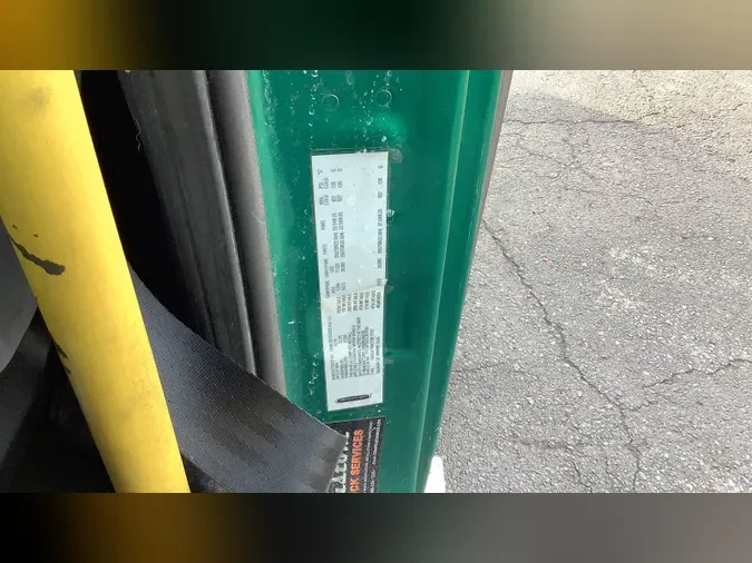 2020 Freightliner Cascadia 126f96e698f9a093848a806803ae15e57fb