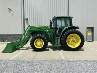 2015 JOHN DEERE 6155M