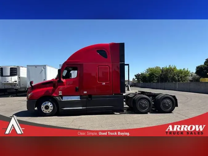 2022 FREIGHTLINER CA126